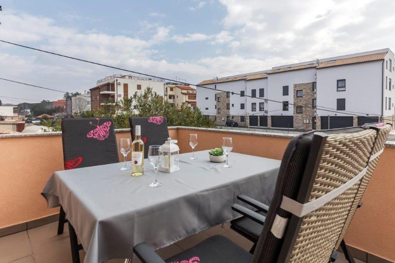 Apartment Dubravka Near The Sandy Beach Medulin Exteriör bild